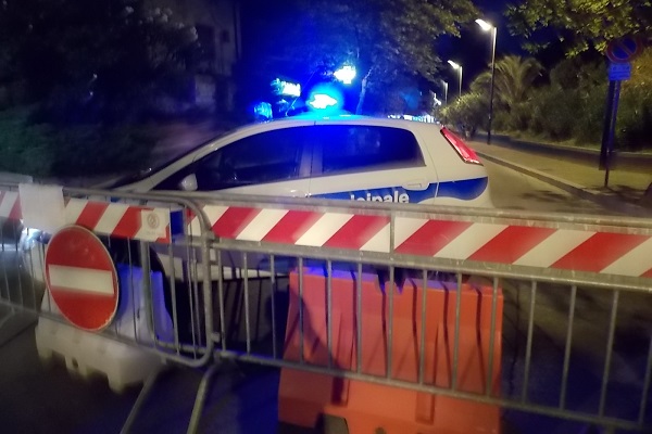 polizia municipale vigili via donizetti h