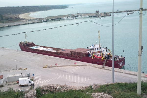 sequestro nave porto h