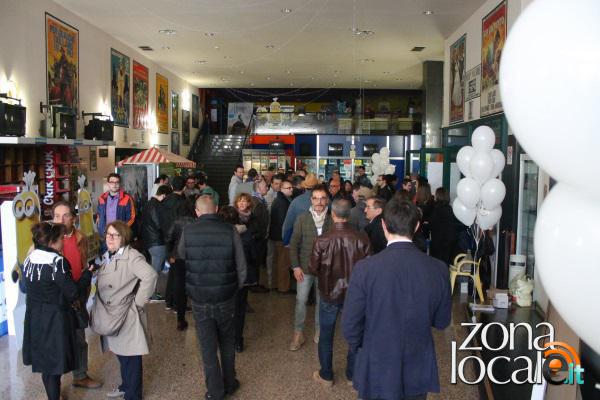 la trattativa proiezione multisala del corso h