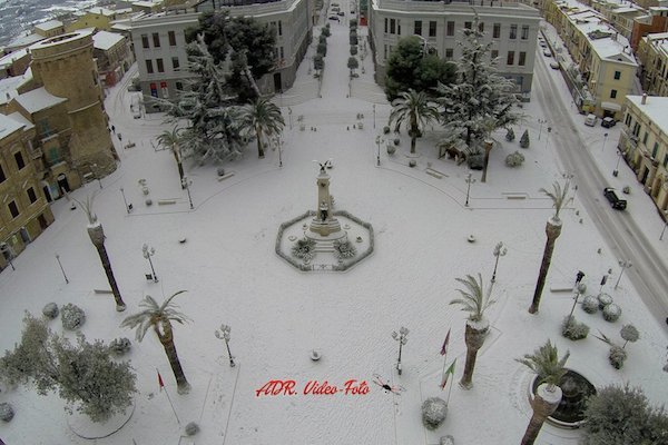 piazza rossetti innevata drone h