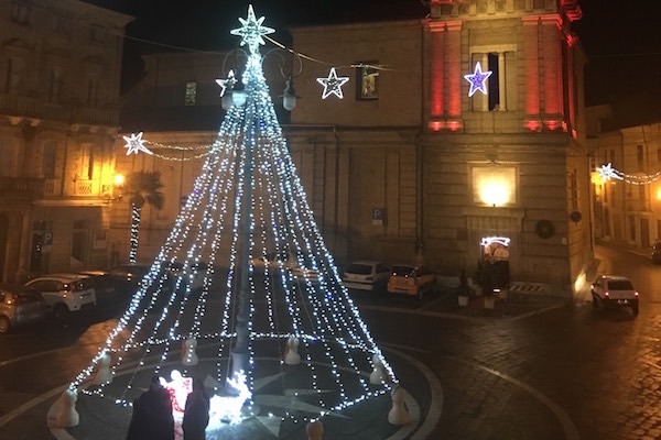 albero natale casalbordino h