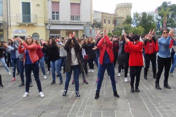 one billion rising 2014 h