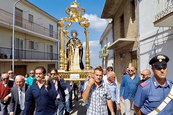 processione beato angelo h