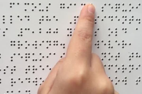 braille h