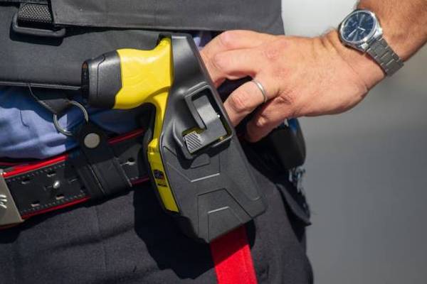 taser polizia h