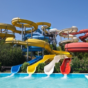 aqualand vasto q