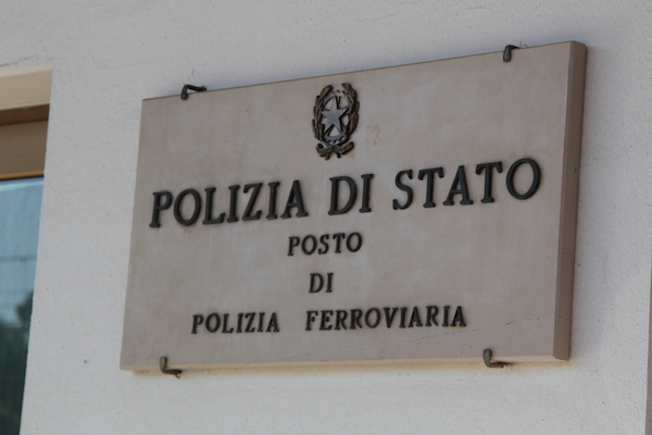 cartello polizia ferroviaria new h