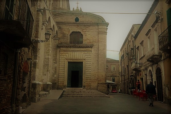 chiesa santa maria maggiore porta h