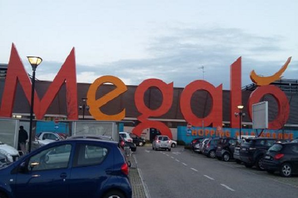 Il centro commerciale Megalò