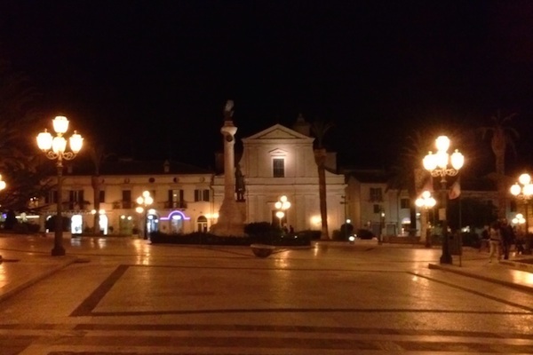 piazza rossetti notte h