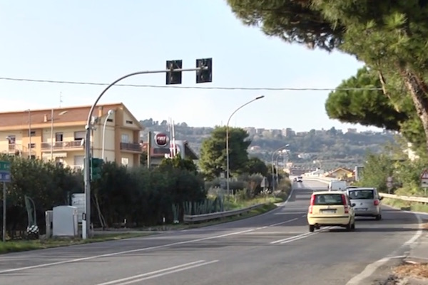 La Statale 16, località Vasto