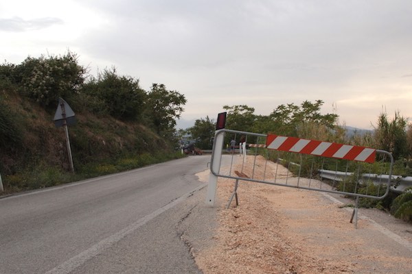 strada cupello furci dissestata h