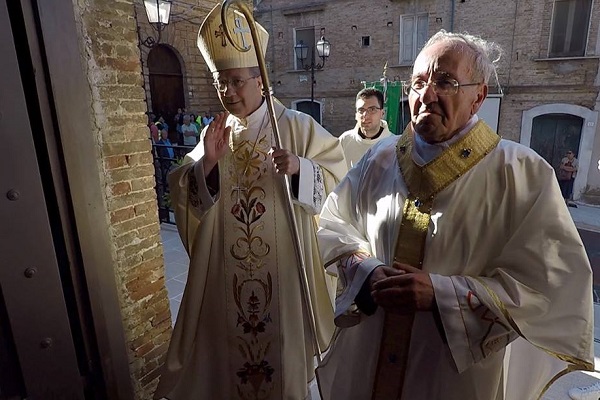 monsignor antonini 50anni sacerdozio h