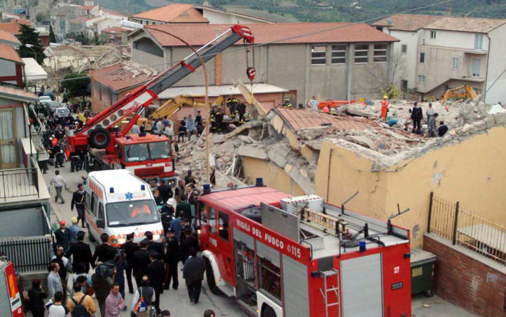 Il crollo della scuola rievocato dal sindaco Magnacca