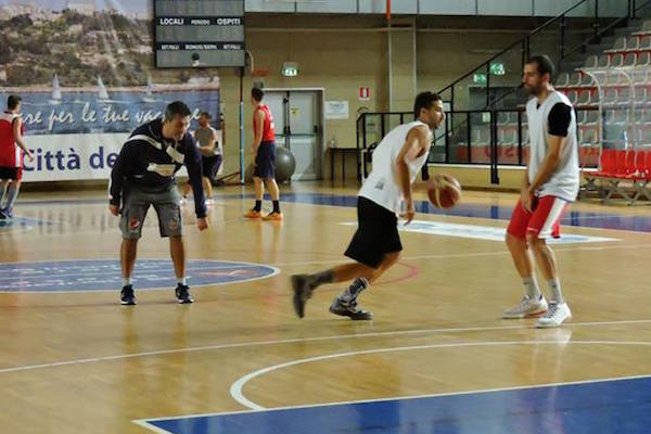 vasto basket esordio casa h