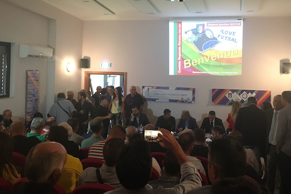 presentazione calendari calcio 5 h